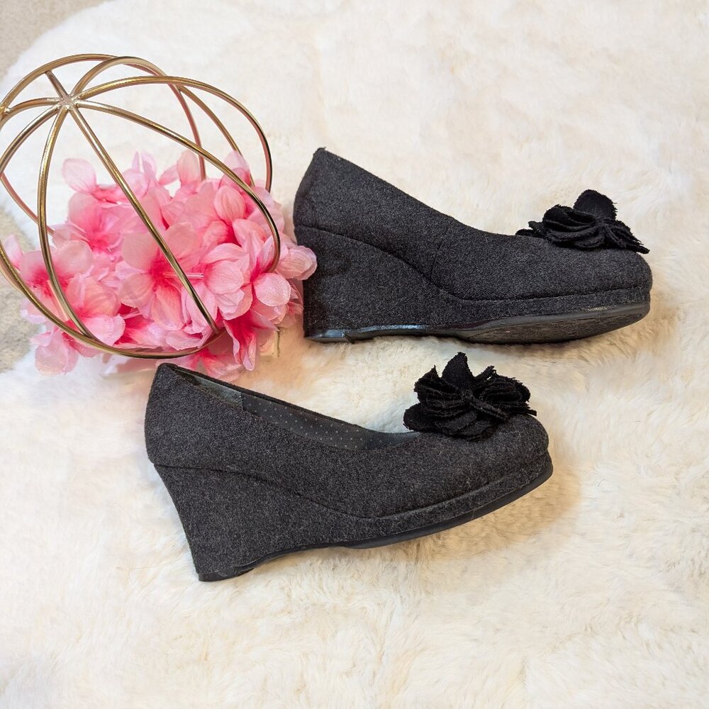 GUC Lindsay Phillips Dark Grey Wedge Size 7